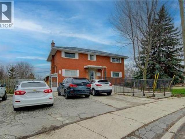 27 Margaret Avenue N, Waterloo, ON, N2J 3P2 investment for sale | Listing ID 40793 | Royal LePage