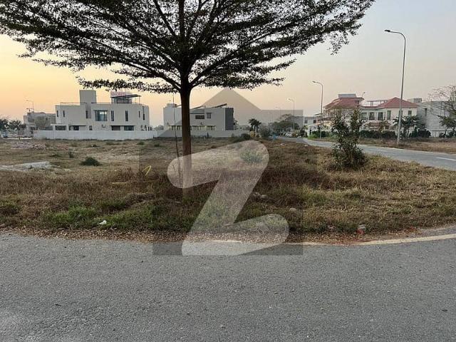 27 Marla Corner Residential Plot No 757 Urgent For Sale DHA Phase 8 Block V