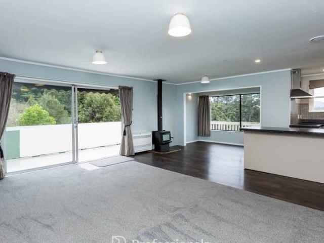 27 Ngahere Street, Stokes Valley