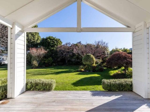 27 Neeve Road, Taradale, Napier