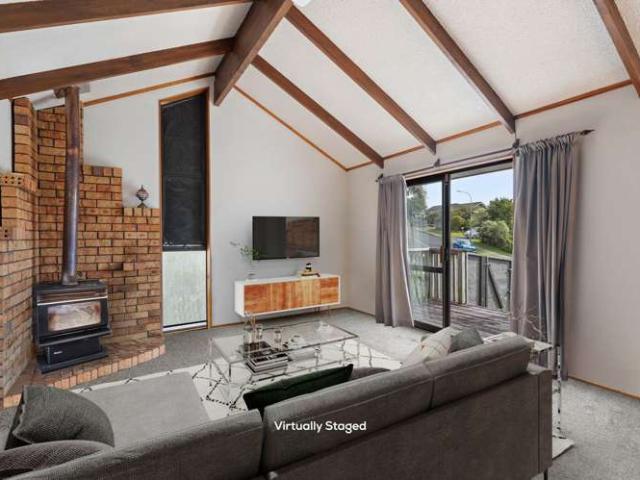 27 Oaktree Avenue, Browns Bay, North Shore City