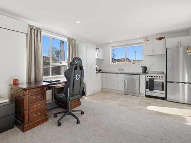 2/7 Ontario Place, Wainoni, Christchurch City