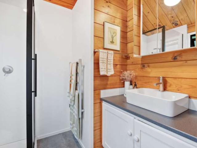 27 Pacific Parade, Army Bay, Rodney
