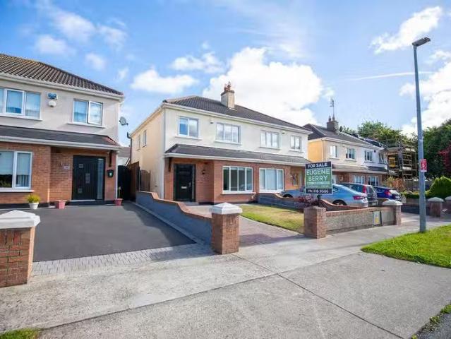 27 Parkview, Brackenstown Road, Swords, Co. Dublin, K67YK72 is.