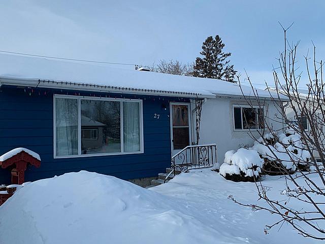 27 Poplar St, Pine Falls Yr 1210 Sq Ft Home, Well Maintained!