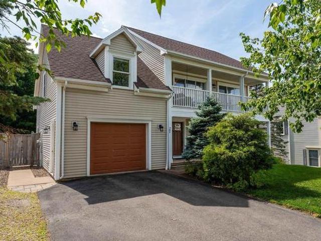 27 Stirling Avenue, Wolfville, NS, B4P 2R2 house for sale | Listing ID 202617 | Royal LePage