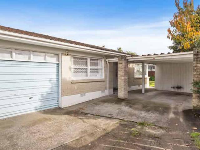 2/7A Browns Road, Manurewa, Manukau City