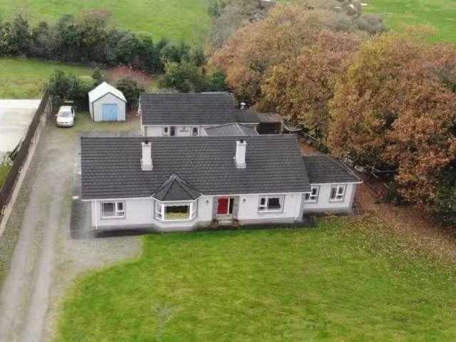 27A ELM PARK, BALLYMAGAN, Buncrana, Co. Donegal, F93X750 is fo.