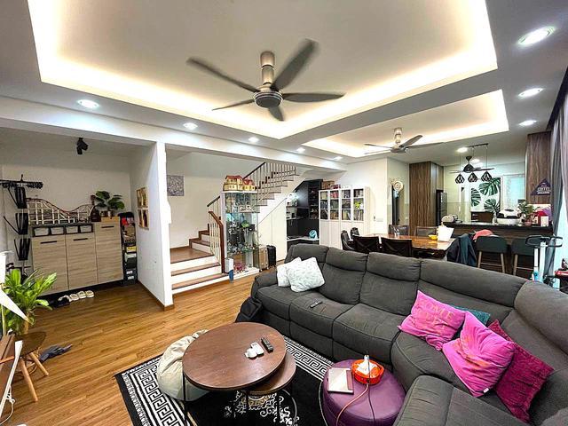 27x70 End Lot Double Storey Terrace Ferrea Denai Alam Shah Alam