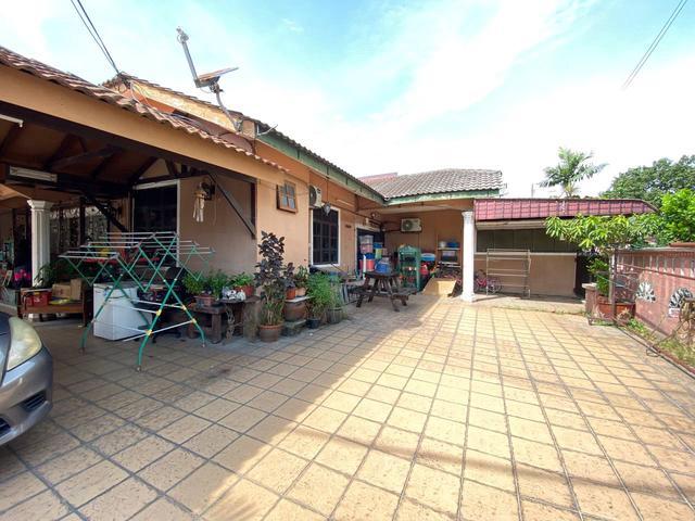 27x90 CORNER LOT Taman Meru Indah Klang