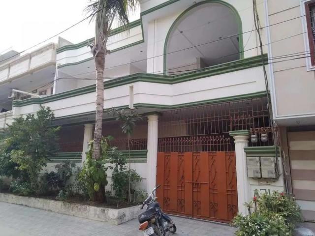 240/400 yds new type portions g. Johar Karachi Gulistan e Jauhar Block 15 ID 46821