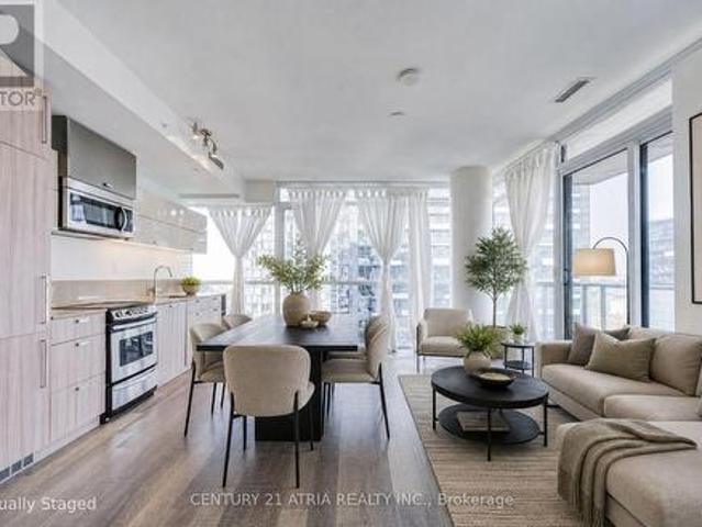 2404 Adelaide Street W, Toronto, ON, M5V 0P3 condo for sale | Listing ID C13588 | Royal LePage