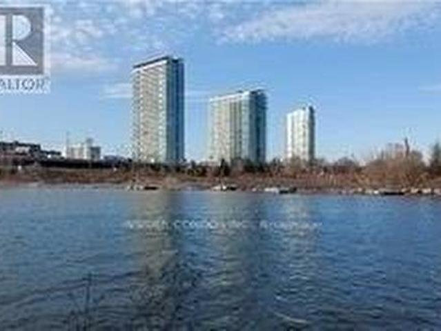 2405 The Queensway Avenue W, Toronto, ON, M6S 5B5 lease for lease | Listing ID W13554 | Royal LePage