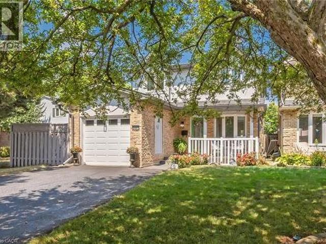 2407 Hemlock Court, Burlington, ON, L7M 1X7 house for sale | Listing ID 40837 | Royal LePage