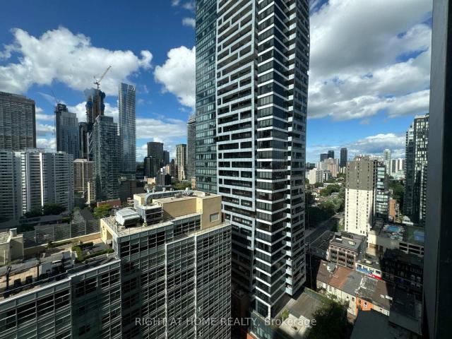 2407 24 Wellesley Street W, Toronto | Leased, C13673 | Condos. Ca