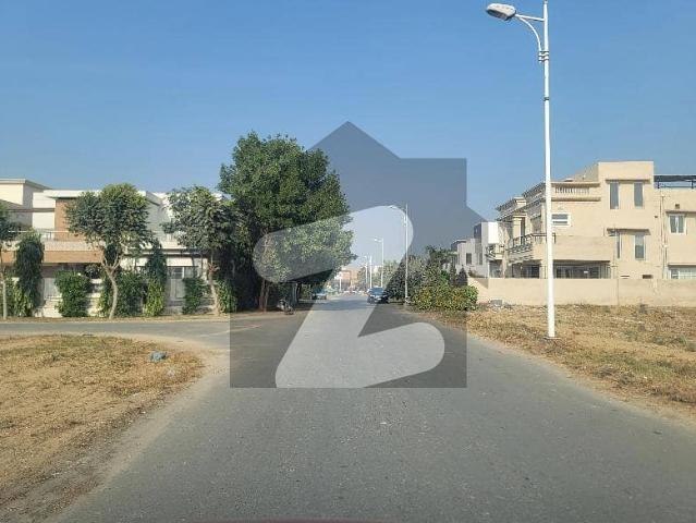 844/13 T Prime Location Plot Available In A Secure part of dha