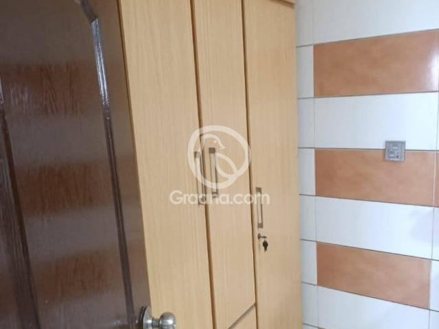 2400 Ft² Flat for Sale