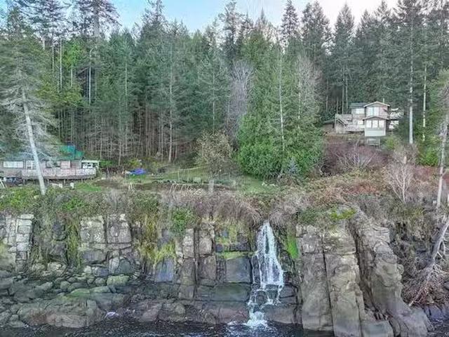 2400 Jolly Brothers Rd, Gabriola Island, BC, V0R 1X7 house f.