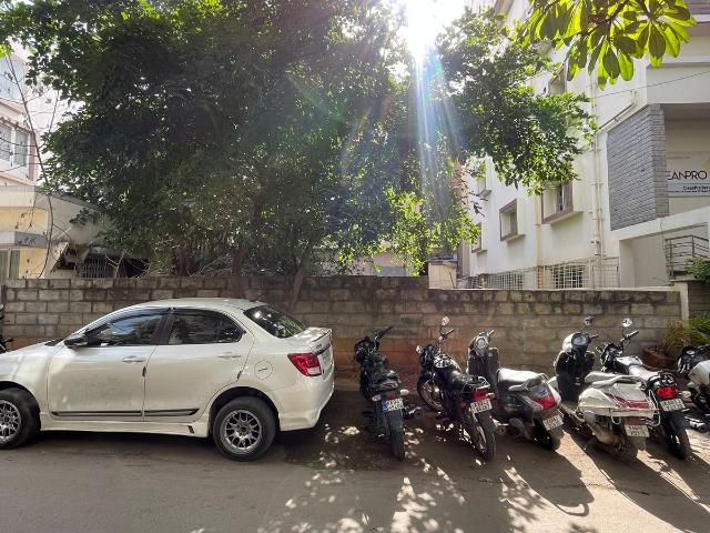2400 Sq.Ft. Plot in Sanjay Nagar Bangalore Listing ID: #9904