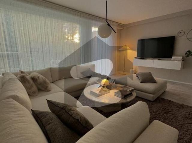 2400 Sqf 4 Bed Apartment In Immaculate Condition In A Highly Reputable High Rise Building In KDA Scheme 1 Located Behind Karsaz KDA Scheme 1