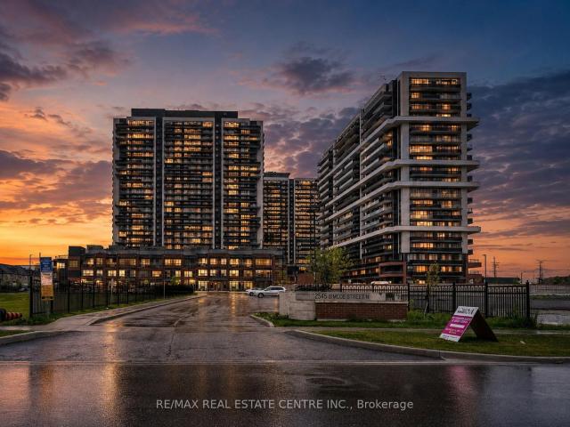 2401 2 Simcoe St N, Oshawa | For Sale @ $359,000 | Condos. Ca
