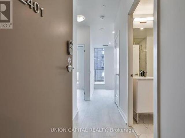 2401 5 Quarrington Lane, Toronto, ON, M3C 0S5 lease for lease | Listing ID C13596 | Royal LePage