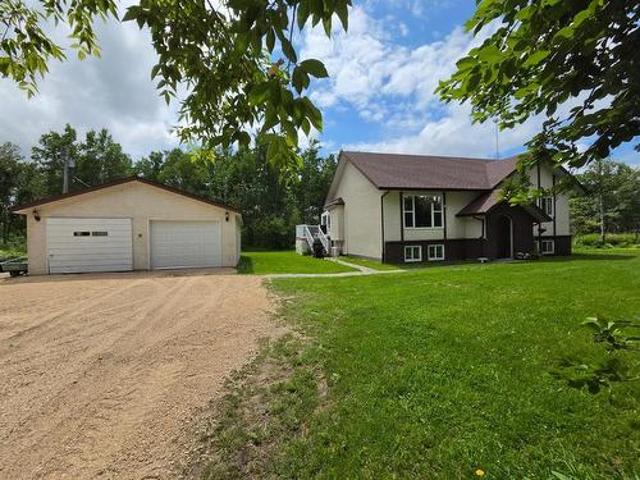 24032 Ridge Road, Kleefeld, MB, R0A 0V0 house for sale | Listing ID 202614 | Royal LePage