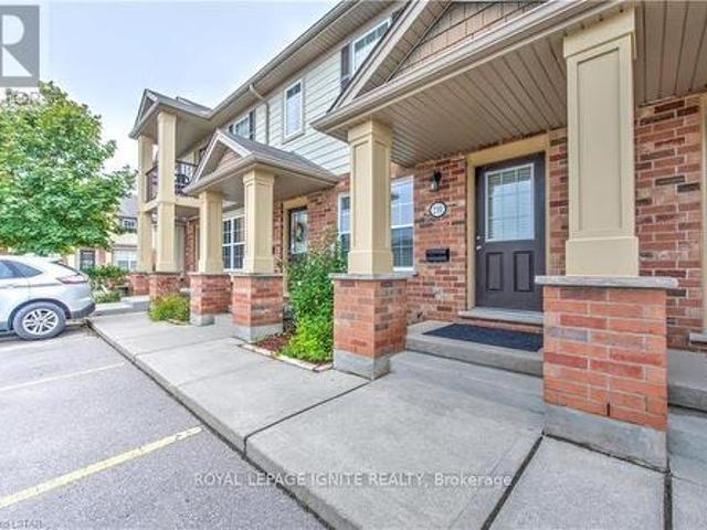 240 3 Meadowgate Boulevard, London South, ON, N6M 0B2 townhouse for lease | Listing ID X13563 | Royal LePage