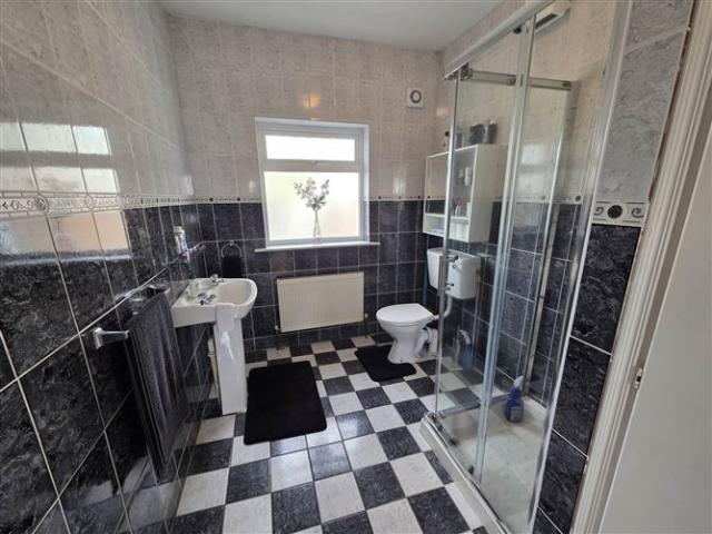 240,000 | The Commons, Ballingarry, County Limerick GVM Auctioneers Kilmallock 4995 MyHome. Ie Residential