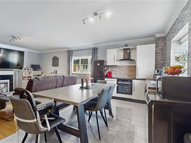 240,000 | 7 Brackenwood Avenue, Balbriggan, County Dublin Dixon Residential Limited 5004 MyHome. Ie Residential