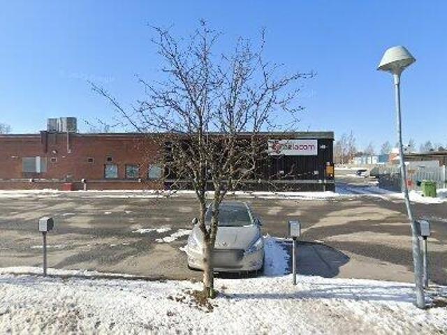 240 m2 kontor, lager uthyres i Umeå