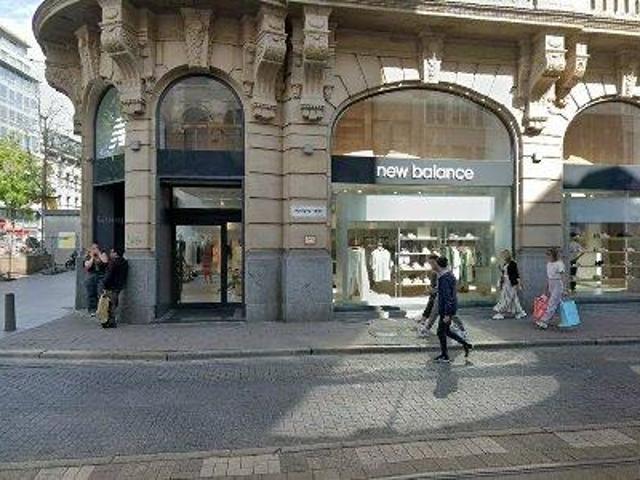 240 m2 office space for rent in Stad Antwerp