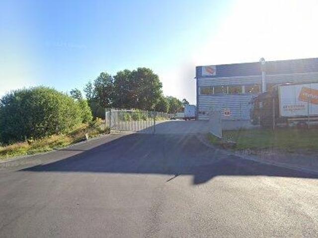 240 m2 lager uthyres i Angered