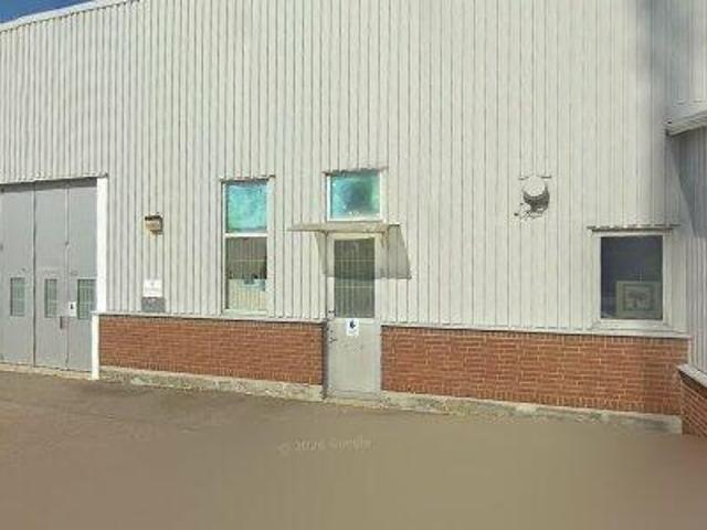 240 m2 lager uthyres i Landskrona