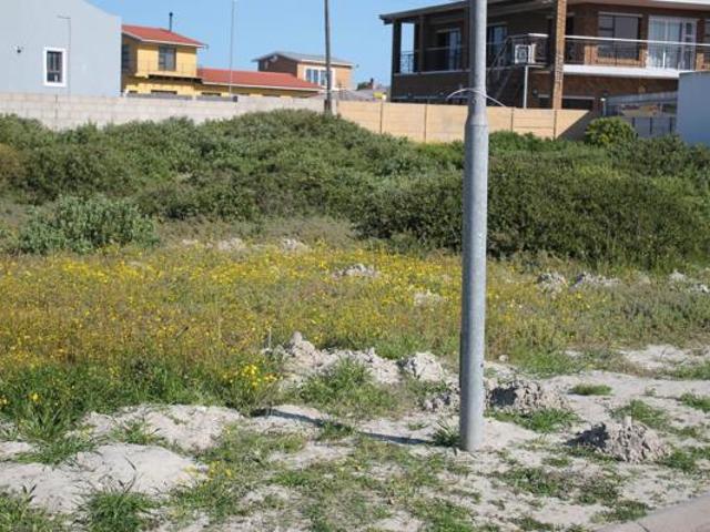 240 m² Land available in Langebaan North