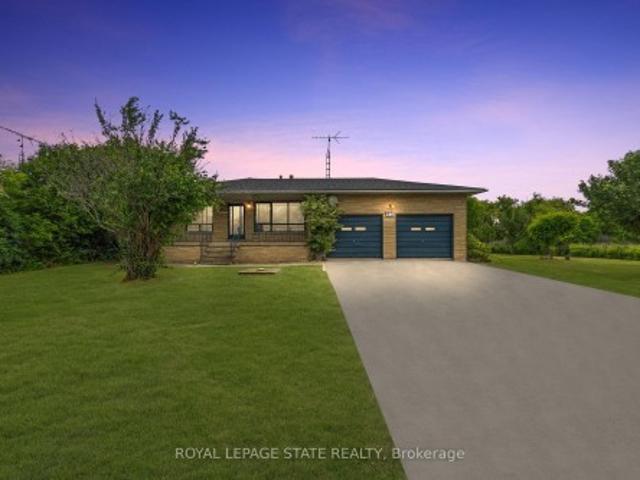 240 Mud Street W, Grimsby, ON, L0R 1M0 house for sale | Listing ID X13089 | Royal LePage