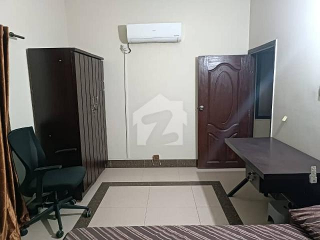240 Square Yards House Available For Sale In Gulshan E Iqbal Block 1, Karachi