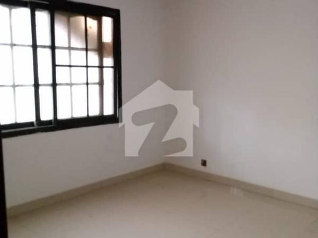 240 Square Yards Luxury House For Sale