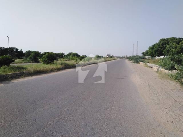 240 Square Yards Residential Plot In Garden City