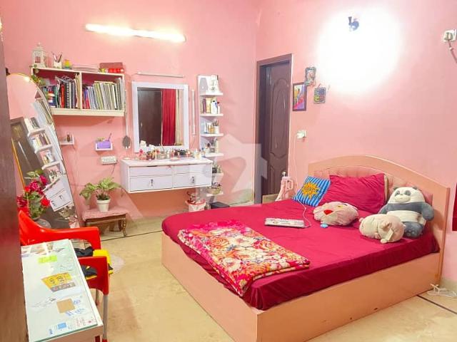 240 Sq Ground Floor Portion For Sale Gulistan E Johar Block 12