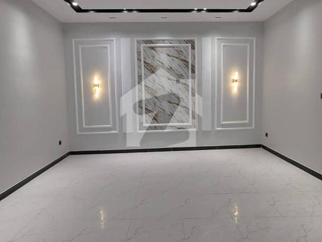 240 Sq. Yard Ground Plus One bungalow For Sell In Gulistan E Jauhar