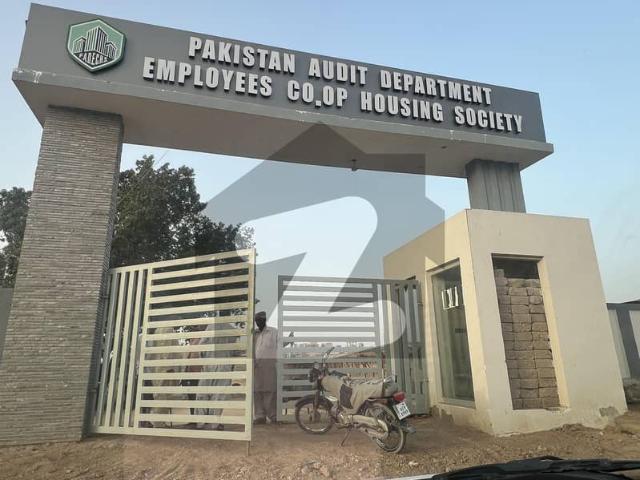 240 sq yard plot available for sale in pak audit chs scheme 33 karachi