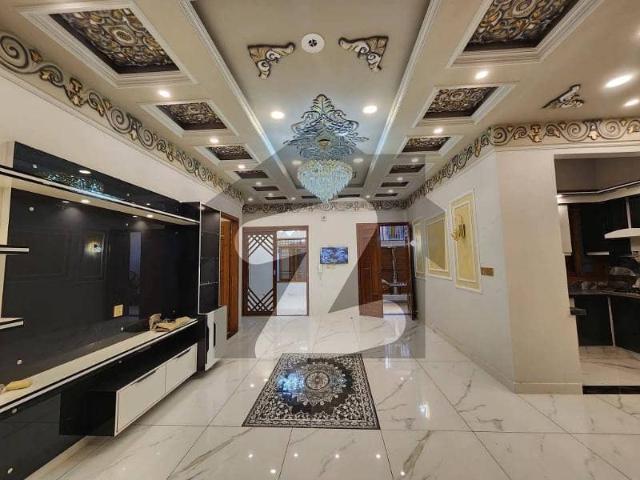 240 Square Yards 4 Bed DD Brand New 1st Floor Portion West Open Ultra Luxury Modern In VIP Block 5 Gulshan
