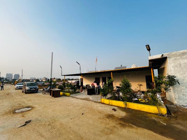 240 Sq.Yd. Plot in Knowledge Park V Greater Noida Listing ID: #9916