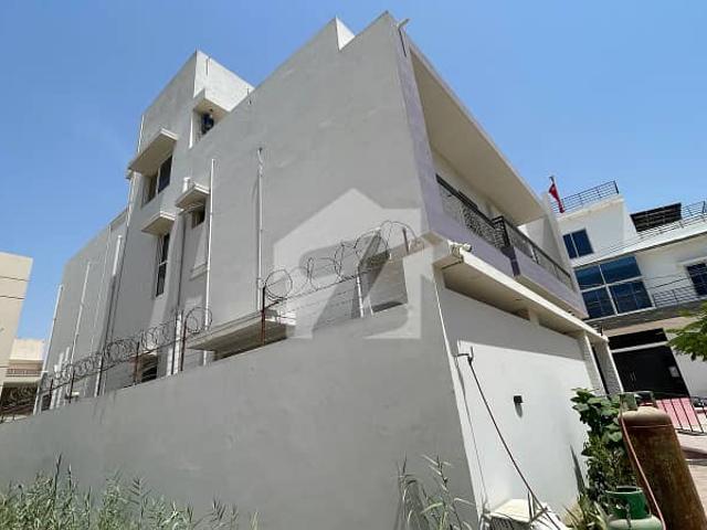240 Sq Yds West Open Corner Fully Furnished One Unit House For Sale