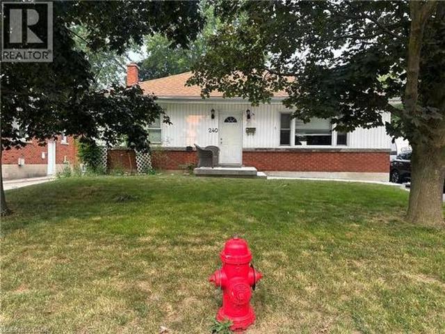 240 West 2Nd Street, Hamilton, ON, L9C 3G5 house for sale | Listing ID 40849 | Royal LePage