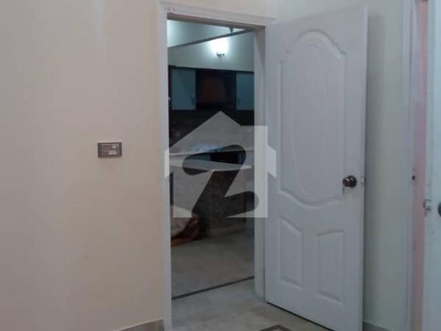 240 Yards 1st Floor WIth Roof West Open 3 Bed DD Portion For Rent In Gulshan Block 1