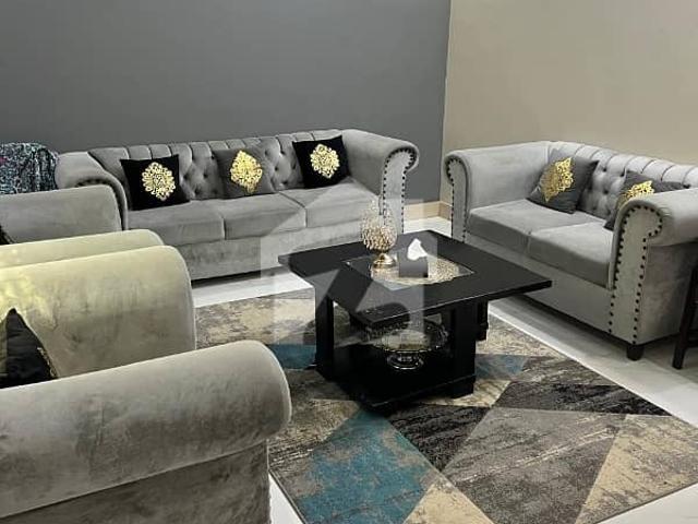 240 Yards Ground Floor West Open Portion For Sale In Gulshan Block 1