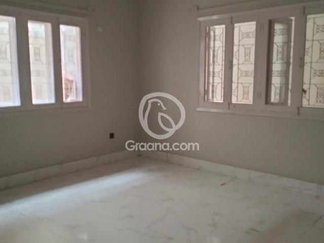 240 Yd² Lower portion for Rent