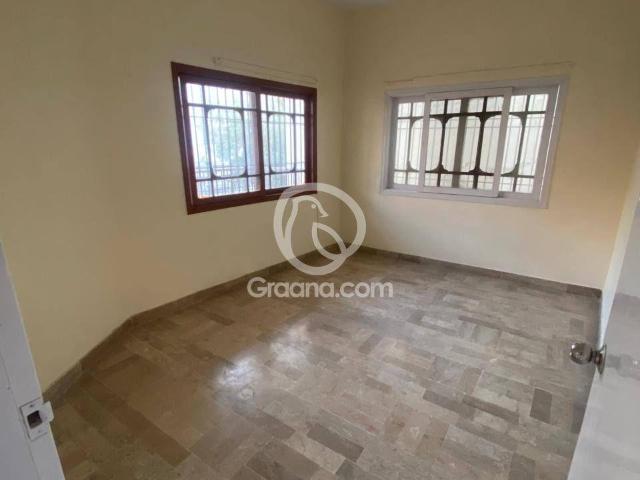 240 Yd² Upper portion for Rent